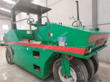 compacteur à pneus Corinsa