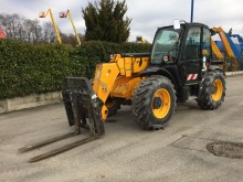 chariot télescopique JCB 535-95