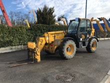 chariot télescopique JCB