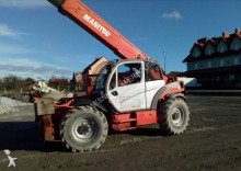 погрузчик с телескопической стрелой Manitou