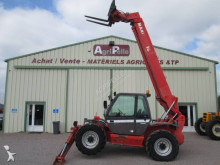погрузчик с телескопической стрелой Manitou