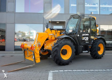 chariot élévateur de chantier JCB