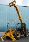 chariot élévateur de chantier JCB