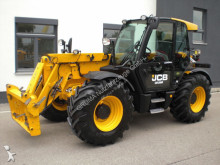 chariot élévateur de chantier JCB