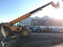 chariot élévateur de chantier Manitou