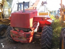 chariot élévateur de chantier Manitou