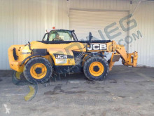 chariot élévateur de chantier JCB