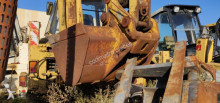 Caterpillar 438