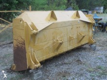 Caterpillar blade