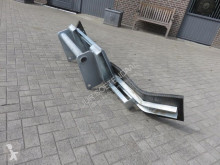 Manitou bulldozer blade
